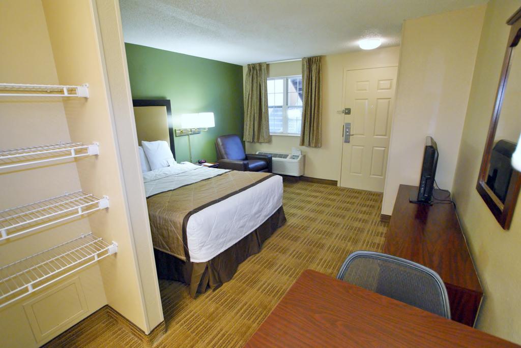 Extended Stay America Select Suites - Newport News - Oyster Point Kültér fotó