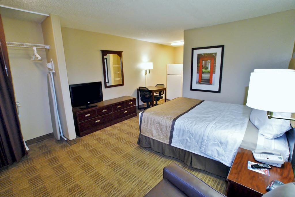 Extended Stay America Select Suites - Newport News - Oyster Point Kültér fotó