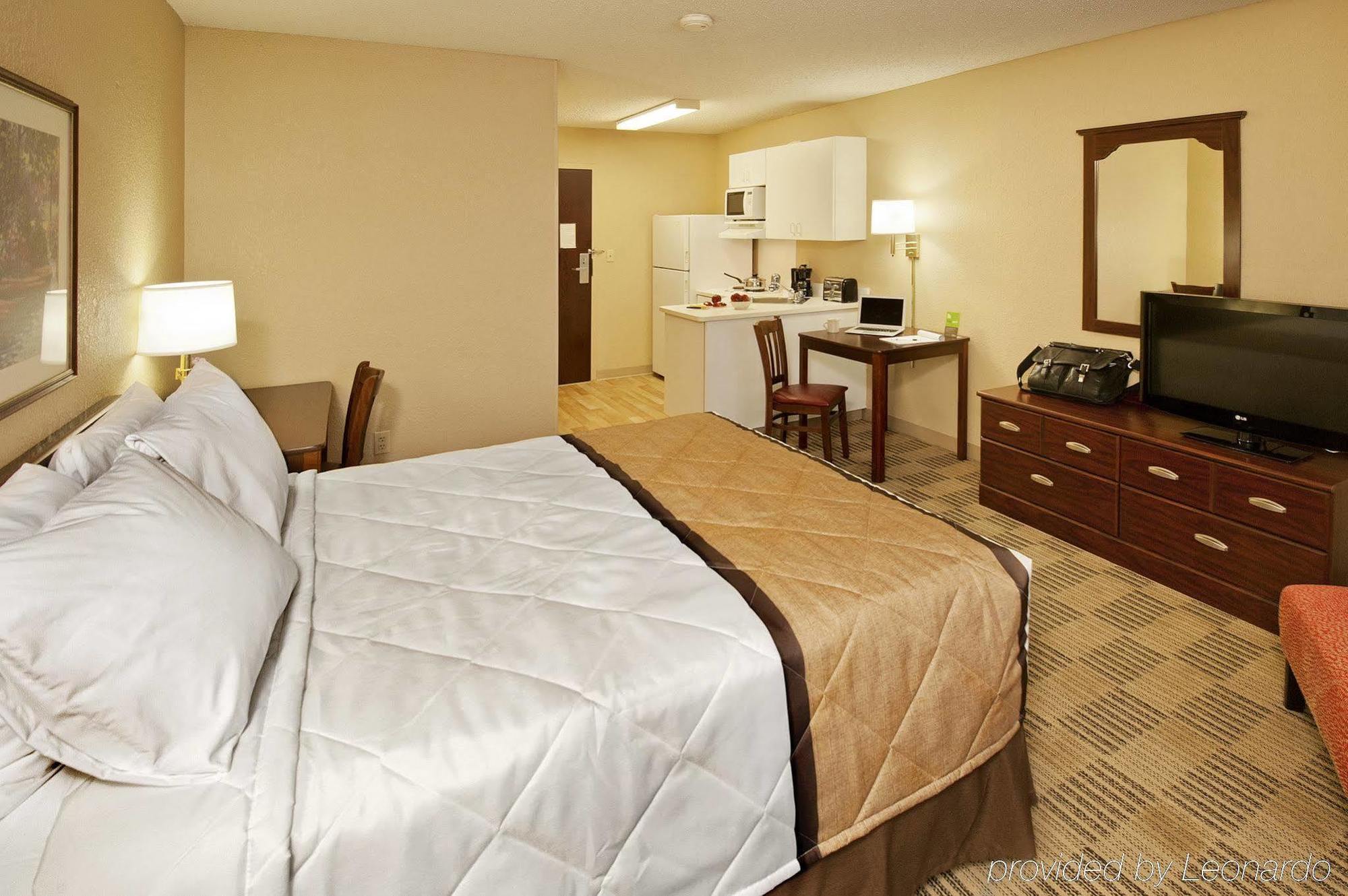 Extended Stay America Select Suites - Newport News - Oyster Point Kültér fotó